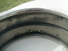 Ludwig &amp; Ludwig 6 1/2 X 14 Brass 6-tube lug snare.  Please help identify