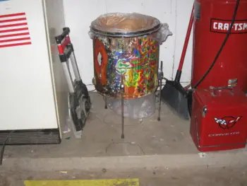 Leedy trash can