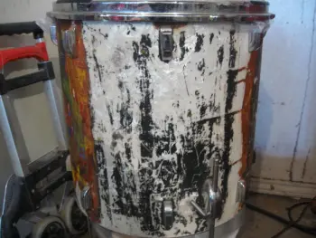 Leedy trash can
