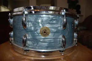 Gretsch Round Badge strainer questions...