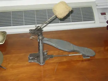Please help ID this Slingerland pedal