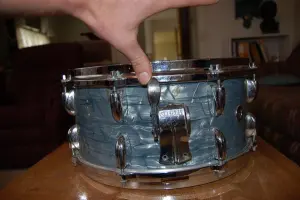 Gretsch Round Badge strainer questions...