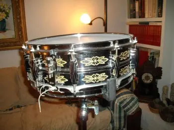 anyone know what this ludwig snare is?