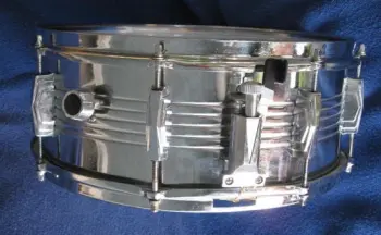 Pearl Imperial Lugs,late 60's