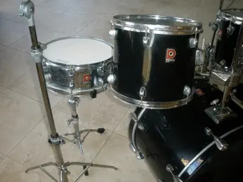 Need Help Identifying These Drums (Premier) Older