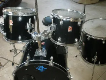 Need Help Identifying These Drums (Premier) Older