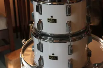 Dating Aria Drums