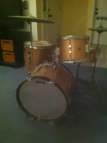 65 Ludwig Club Date