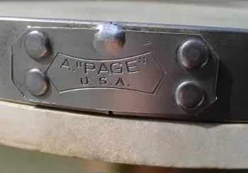 Please help me identify this snare drum.