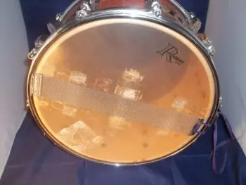 Rogers XP10 Snare--crackle finish?