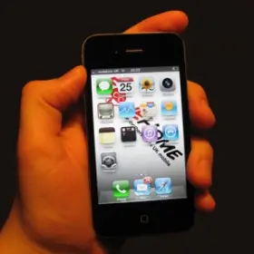 Apple Iphone! 4G, 16GB! excellent! trade for gretsch 4157 or a 3pc kit
