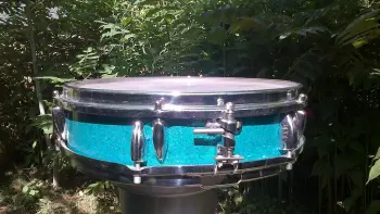 Tromsa aquamarine sparkle snaredrum