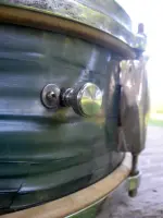1940's blue pearl 8 lug gretsch snare????