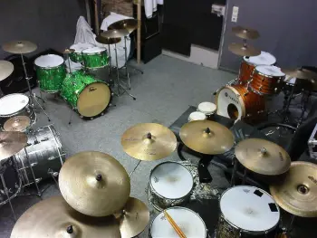 Show Us Your Drum Room