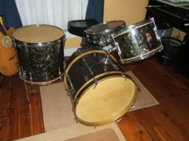 Valueing my vintage Premier kit