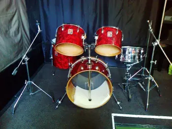 Strange kit ID