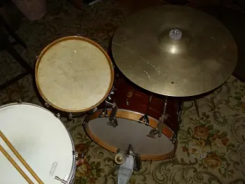 anybody gig with a hoop mount tom???