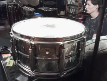 Pearl Snare drum