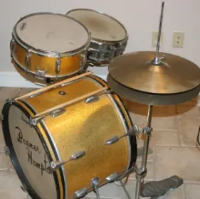 Clueless about these 65 slingerland drums