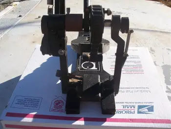 vintage BLACK MAX bass drum pedal