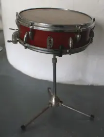 Mint condition late 50's Trowa piccolo snare drum