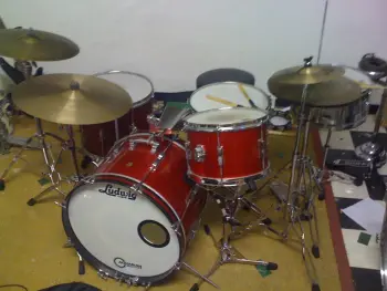 It's the show off your Ludwigs thread...post them if you've got them!