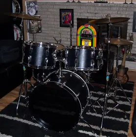 LUDWIG LATE 70s BLACK PANTHER KIT