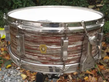 Ludwig Super Classic Snare - PINK OYSTER - Nickel Hardware