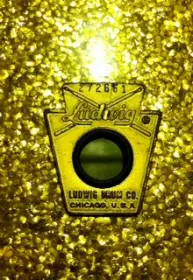 Should I restore this Ludwig keystone badge kit?