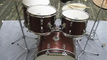 Ludwig Burgundy Sparkle