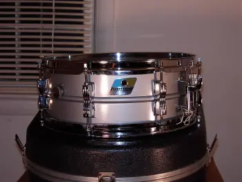 Ludwig Acrolite Snare Drum And Tombstone Case 70's Model