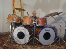 Looking for info/value for large Slingerland kit