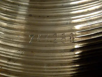 1977 Paiste 2002 Heavy HHs (black label)