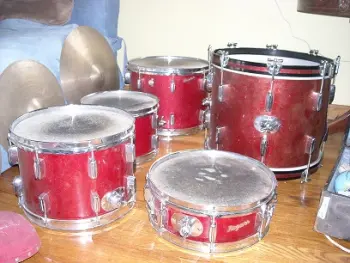 can anyone tell me what my Rogers drum set is worth