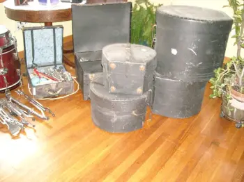 can anyone tell me what my Rogers drum set is worth
