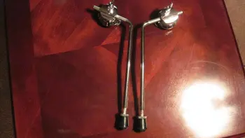 Bass drum spurs