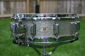 It's the &quot;show off your Rogers drums&quot; thread!
