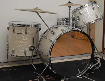 It's the &quot;show off your Rogers drums&quot; thread!