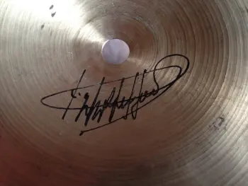 Signatures on K Istanbuls