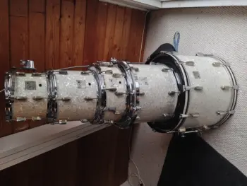 GMS drum set with vintage Slingerland hardware