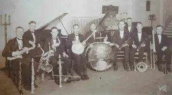 Old Ludwig Bass drum age and finish?