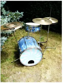 Camco cocktail set.