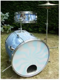 Camco cocktail set.