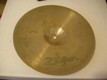 A.Zildjian 14&quot; BOTTOM hihat cymbals