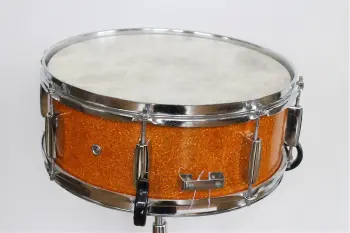 Unidentified MIJ 60's snare, orange sparkle