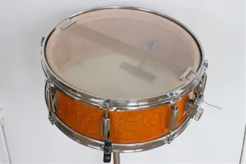 Unidentified MIJ 60's snare, orange sparkle