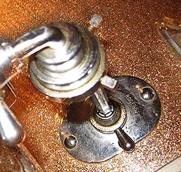 1960's Rogers Cleveland Champagne Sparkle Kit