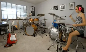 It's the show off your Ludwigs thread...post them if you've got them!