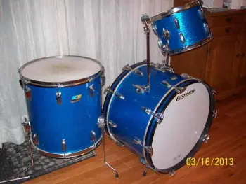 1971 Ludwig Sparkle Blue Super Classics