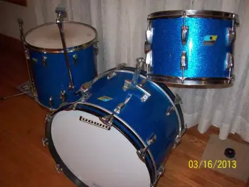 1971 Ludwig Sparkle Blue Super Classics